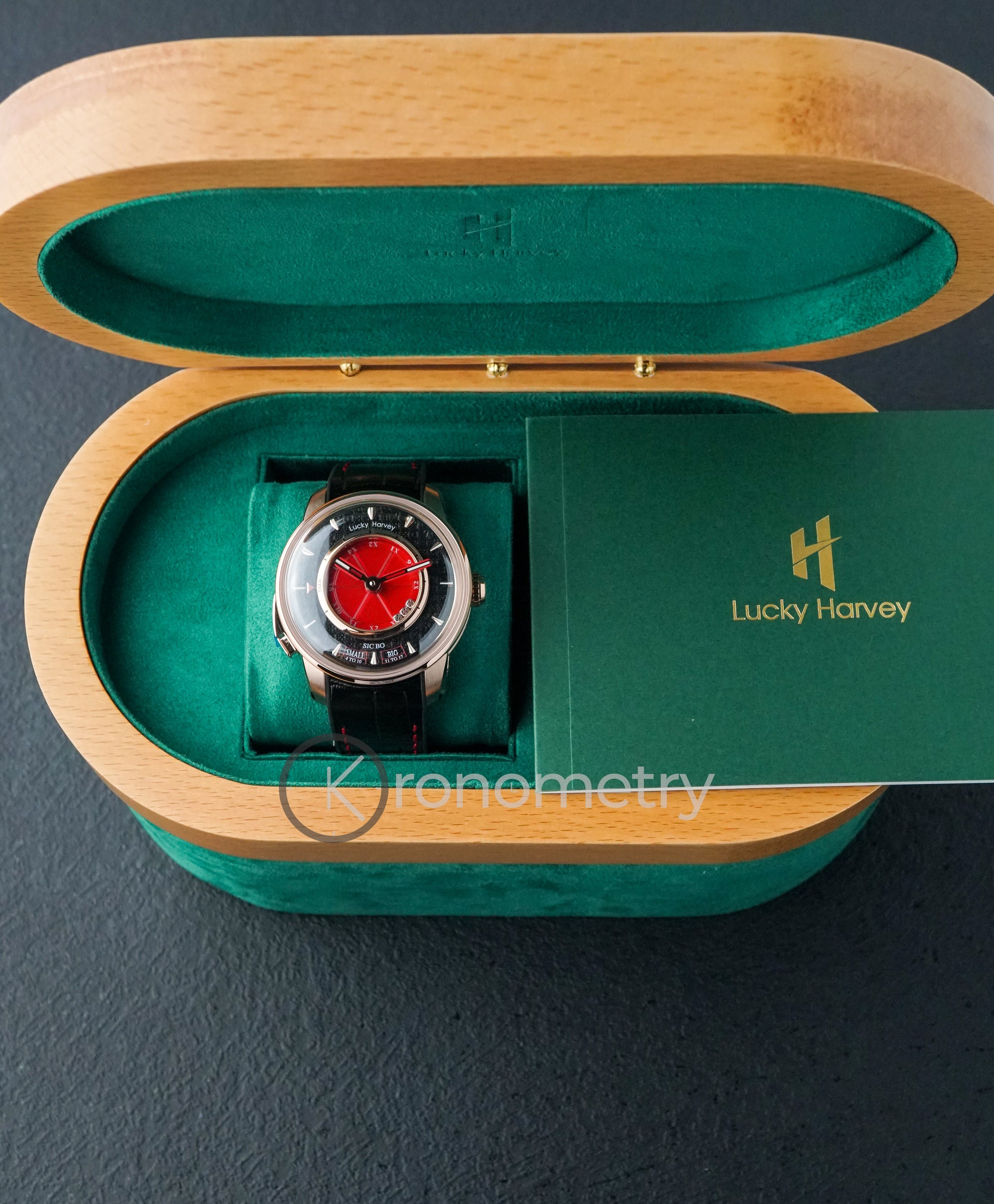 PLAYER SERIES RED SIC BO WATCH