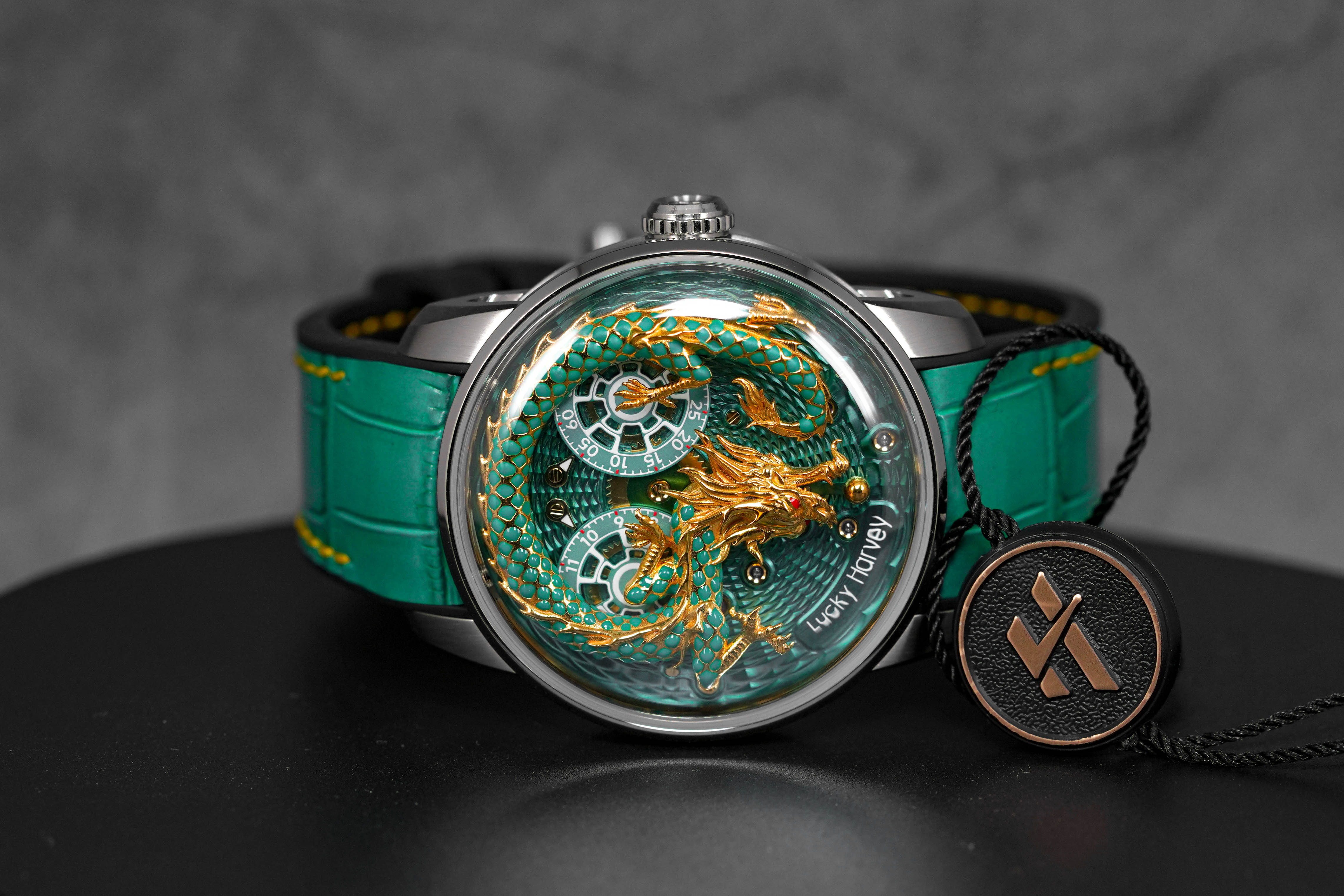 LUCKY HARVEY GREEN ENAMEL DRAGON – kronometry.id